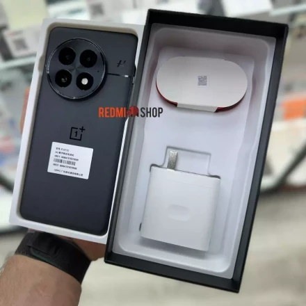 Смартфон OnePlus 13 12/512GB CN