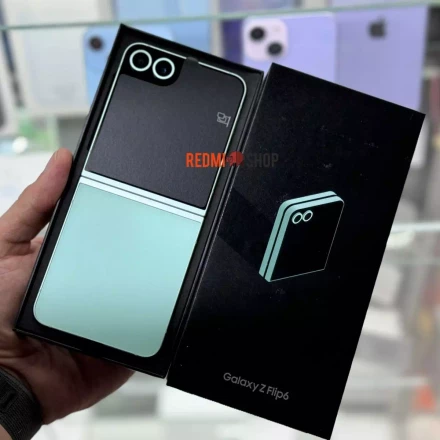 Смартфон Samsung Galaxy Z Flip6 12/512GB